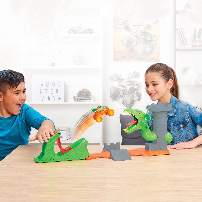 Monster Jam Dragon Playset